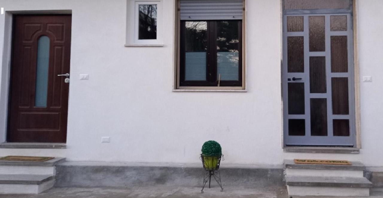 Il Cortile Dei 3 Camera Matrimoniale 加拉瑞特 外观 照片